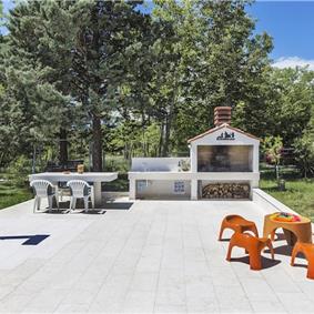 6 bedroom villa with pool near Labin, Istria, sleeps 12